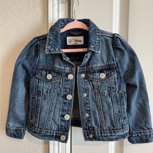 GAP x Disney Collaboration - Picture 2 of 5